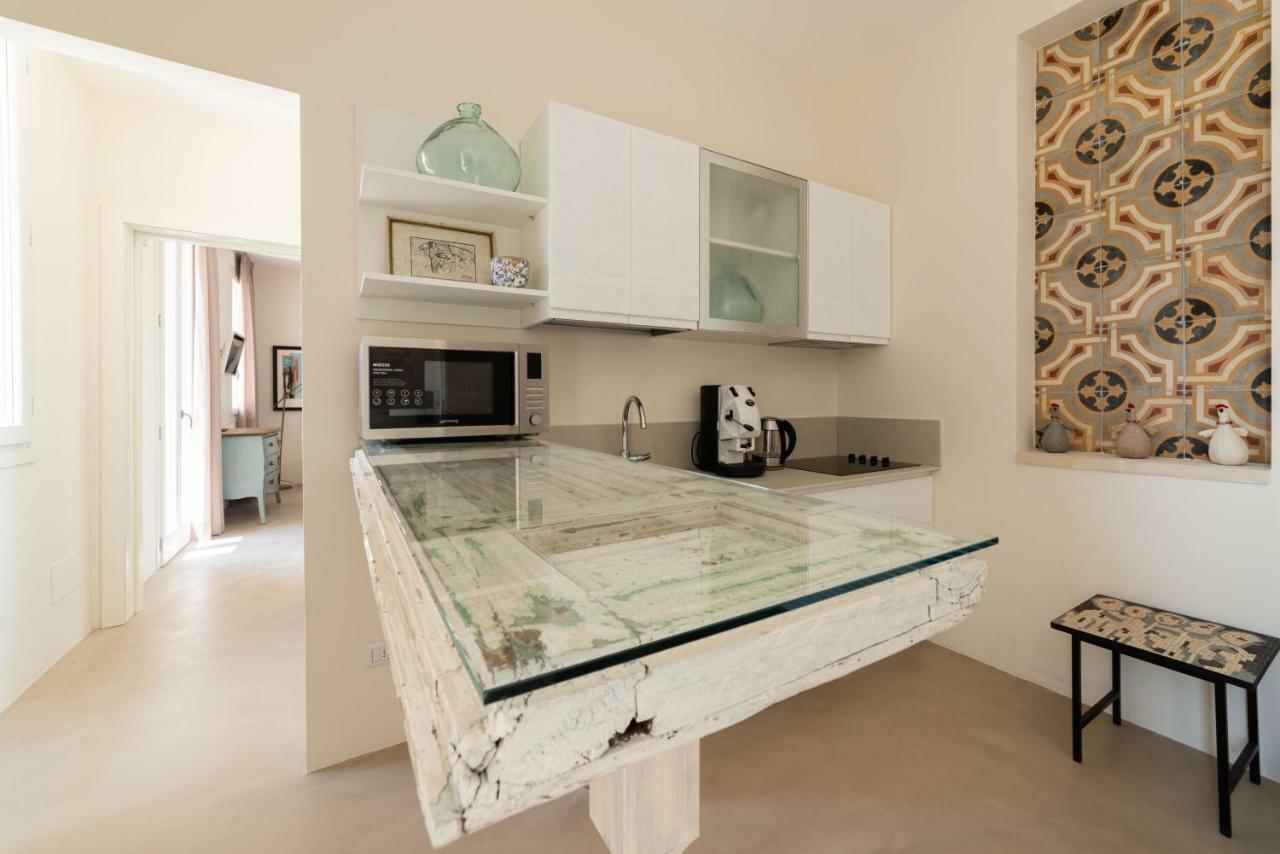 Lu Leccio Aparthotel Lecce Luaran gambar